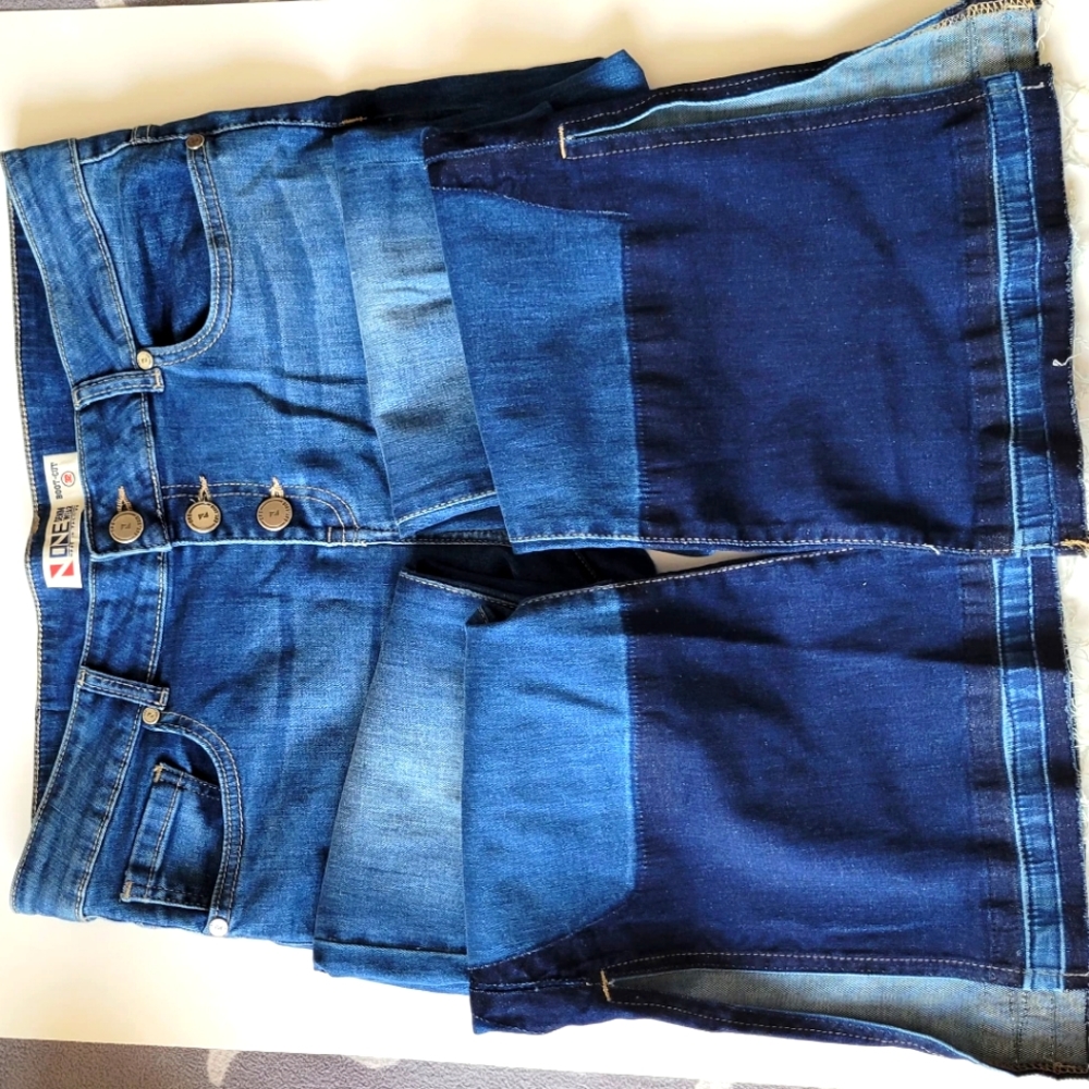 Bell Bottom Jean's with ankel cut, Waist 32. ONE